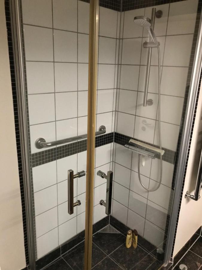 Fredelig Overnatning Ved Sundet Og Norrestrand So Horsens Kültér fotó